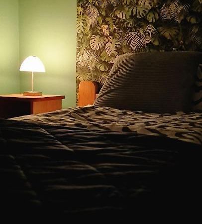 Hillside Garden Apartman Apartment ซาลาคาโรส ภายนอก รูปภาพ