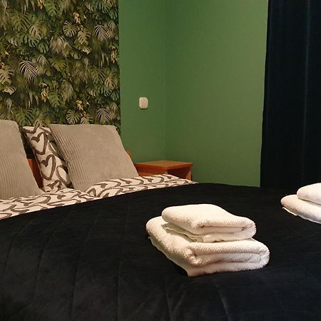 Hillside Garden Apartman Apartment ซาลาคาโรส ภายนอก รูปภาพ